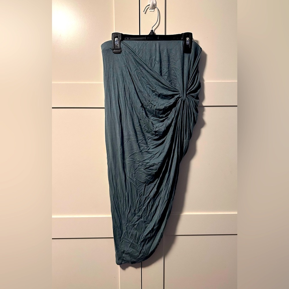 Charlotte Russe Side Slit Skirt